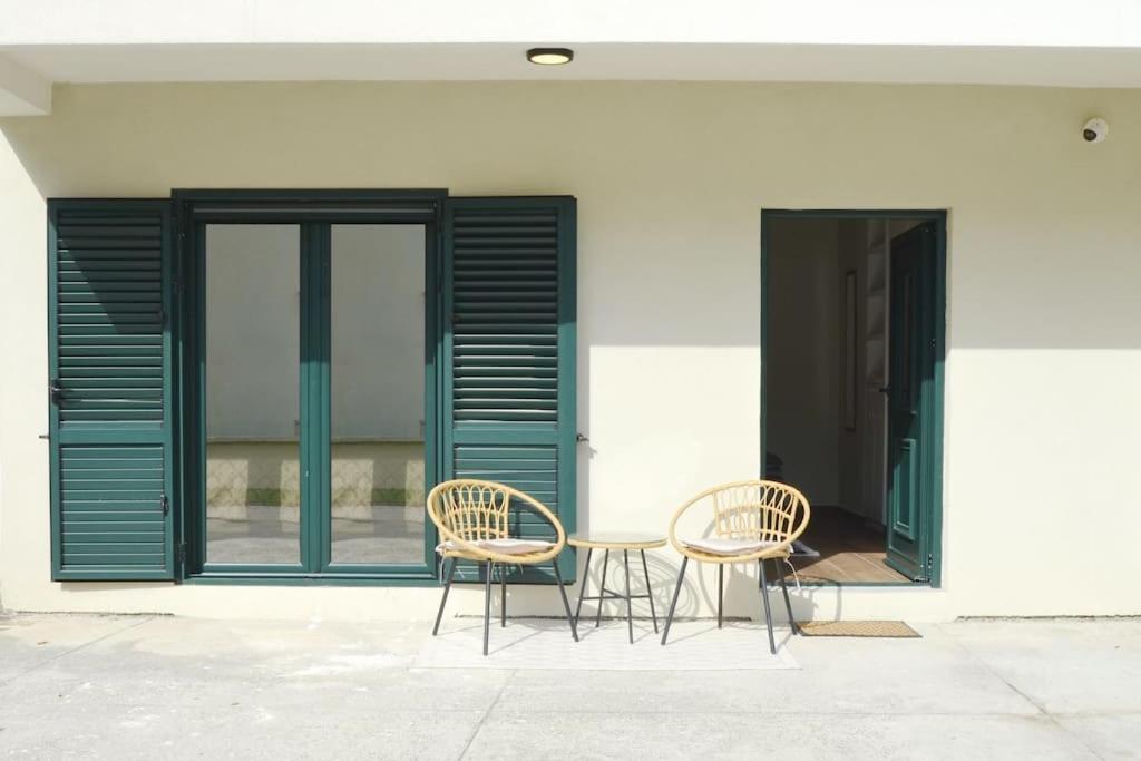 Urban Escape For Two In Kotor Apartment Bagian luar foto